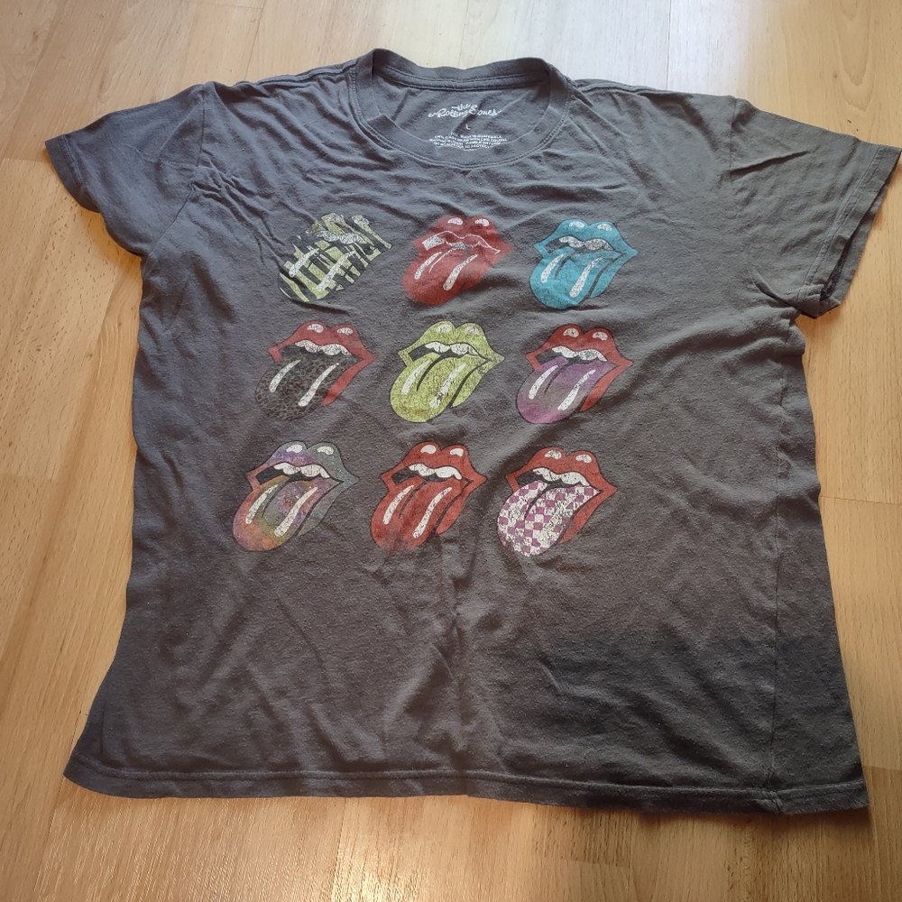 Rolling Stones Graphic T-Shirt with Colorful Lips And Tongue Design sz L